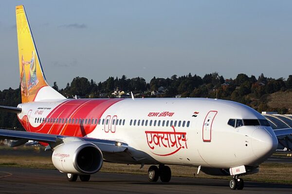 AIR INDIA EXPRESS BOEING 737