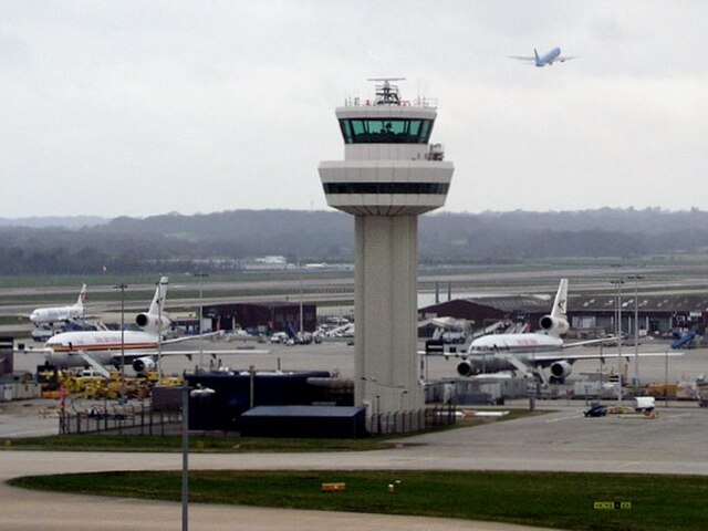 UK Air Traffic Control Glitch on July 30 Causes Major Flight Delays and Diversions at Heathrow and Gatwick 1 Air Traffic Control